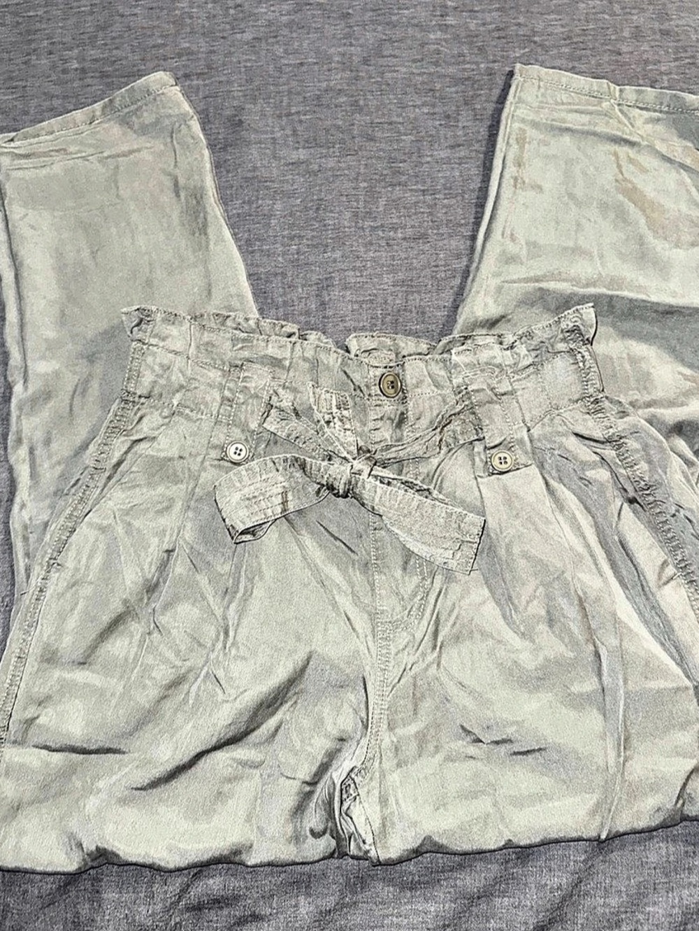 Woman’s Green straight pant
